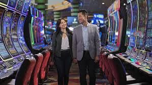 k47 app ကာစီနို VIP Roulette Table MMK ကစားနေသောမြင်ကွင်း